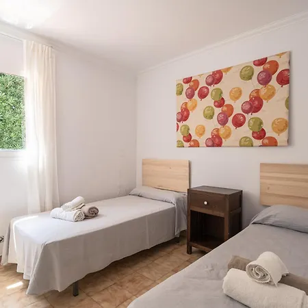 Ocean Breeze - Steps Away From The Villa