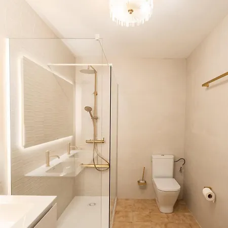 Ocean Breeze - Steps Away From The Villa *