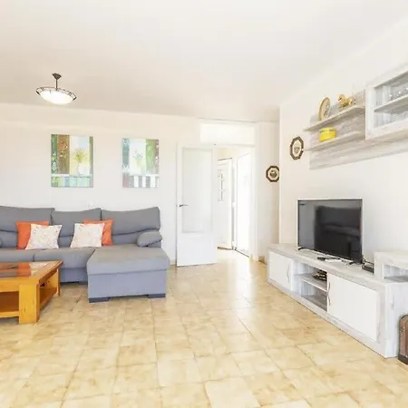 Ocean Breeze - Steps Away From The Son Bou