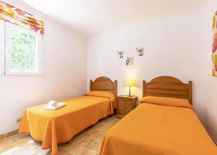 Ocean Breeze - Steps Away From The *