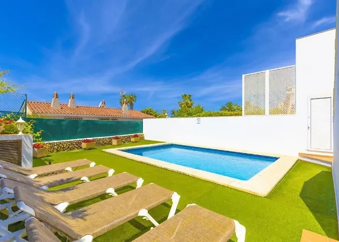 Ocean Breeze - Steps Away From The *