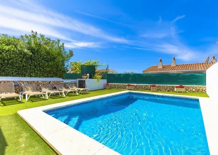 Ocean Breeze - Steps Away From The Son Bou